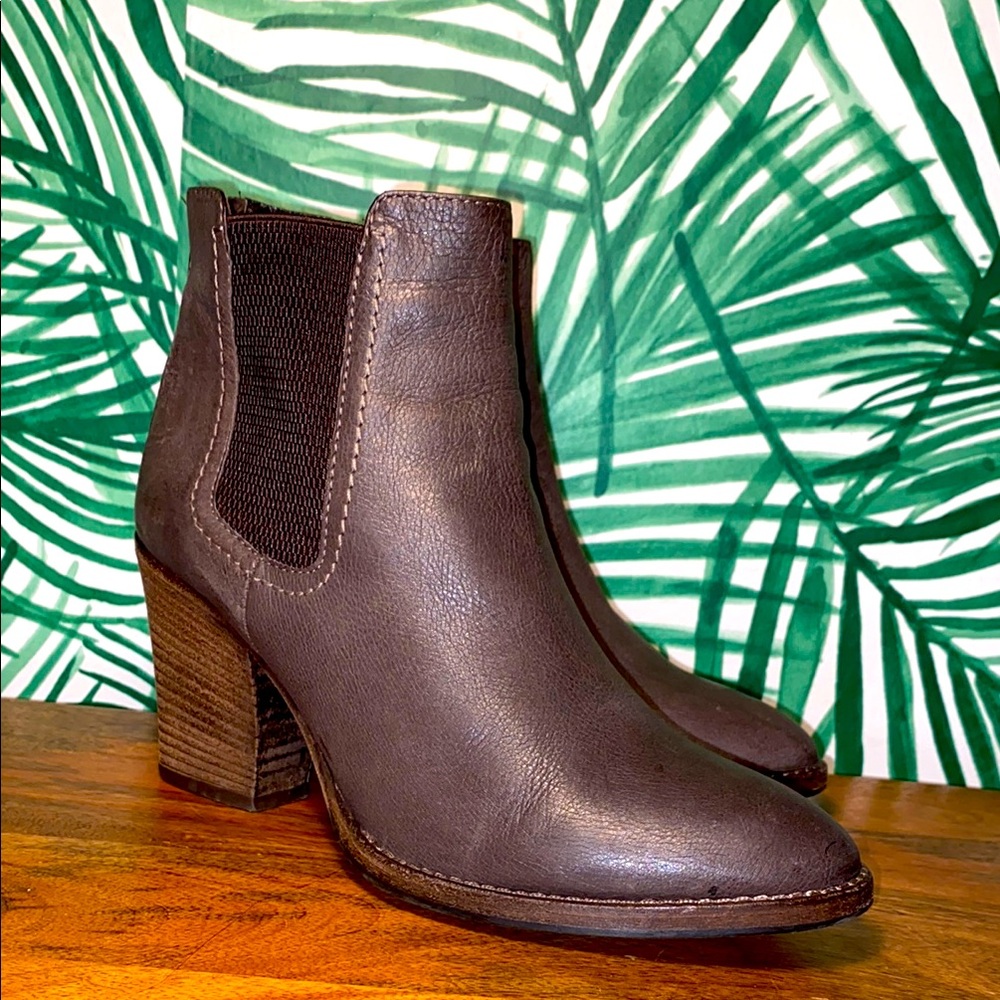 Aquatalia Gray Leather Zip Ankle Boots Women’s 7